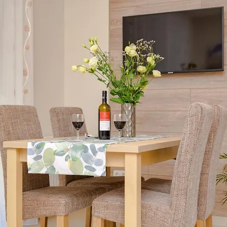 Apartament Bella No1 *